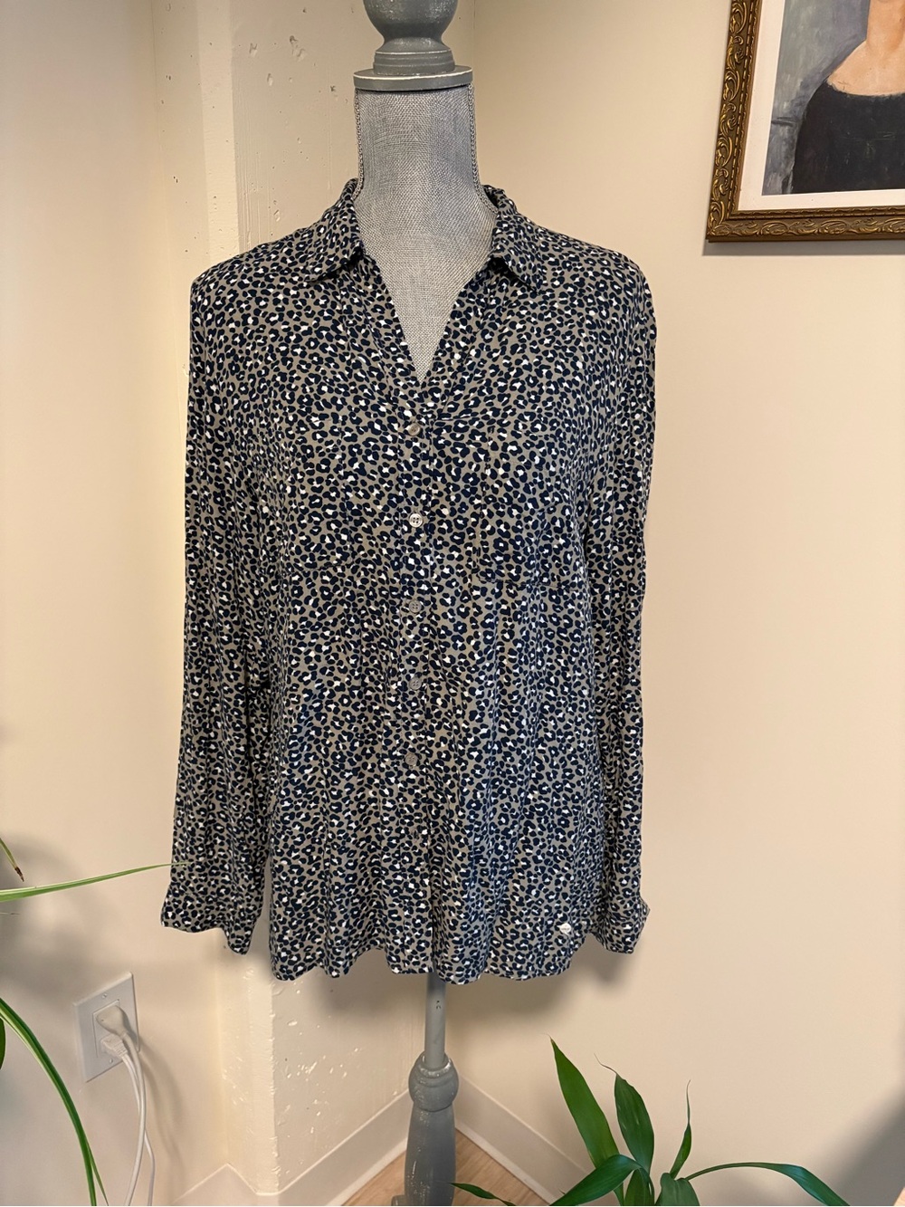 Navy White and taupe Leopards pattern Button-Up Shirt